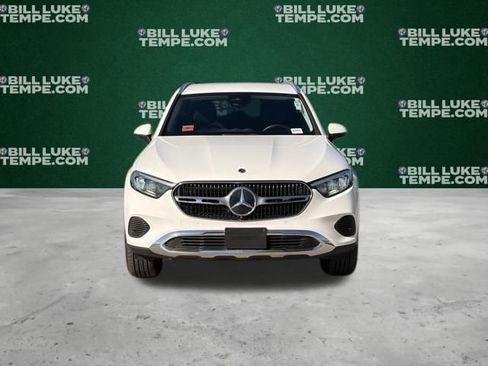 Used 2024 Mercedes-Benz GLC 300 image 4