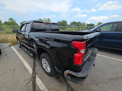 Used 2019 Chevrolet Silverado 1500 LTZ w/ LTZ Plus Package AWD/4WD image 8