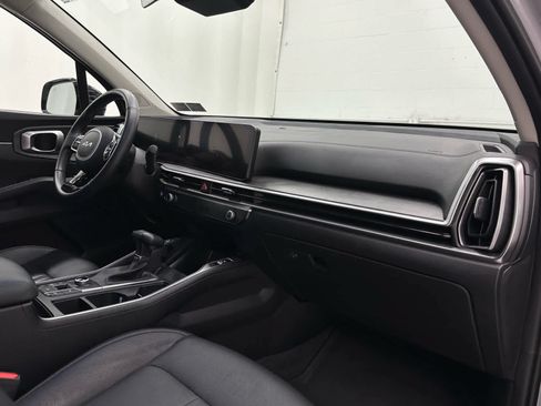 Used 2024 Kia Sorento X-Line EX AWD/4WD image 18