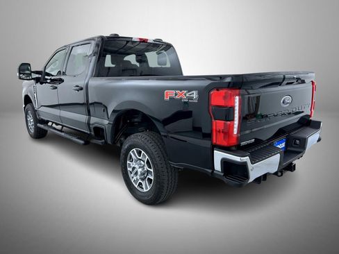 Used 2025 Ford F250 Lariat w/ FX4 Off-Road Package AWD/4WD image 7