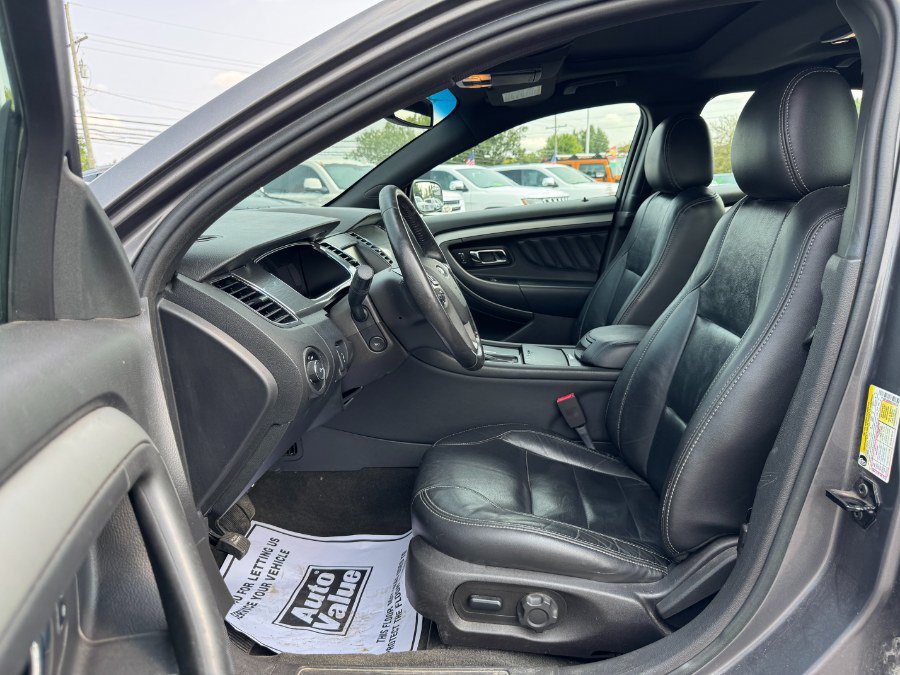 Used 2014 Ford Taurus SEL w/ Equipment Group 201A AWD/4WD image 15