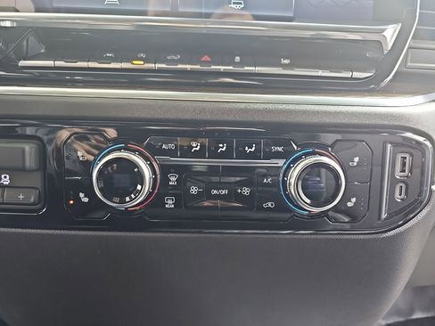 Certified 2025 GMC Sierra 1500 Elevation image 27