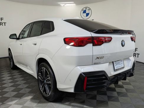 New 2026 BMW X2 xDrive28i w/ M Sport Package AWD/4WD image 8