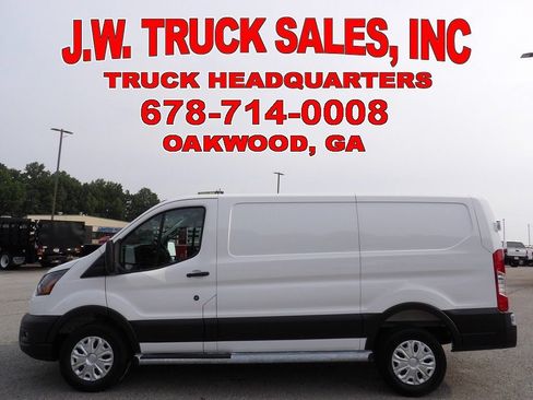Used 2025 Ford Transit 250 Low Roof w/ Exterior Upgrade Package RWD image 2