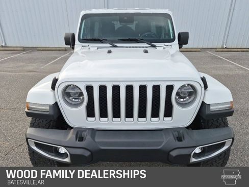Used 2019 Jeep Wrangler Unlimited Sahara image 5