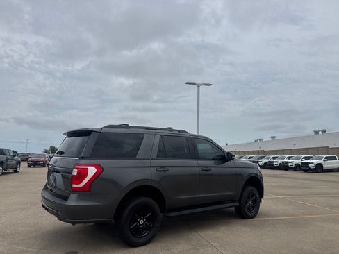 Used 2019 Ford Expedition XLT w/ Equipment Group 201A RWD image 23