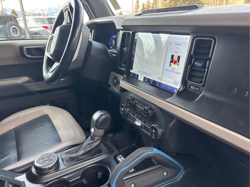 Used 2021 Ford Bronco Wildtrak image 27