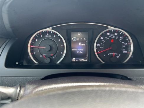 Used 2017 Toyota Camry XSE FWD image 26