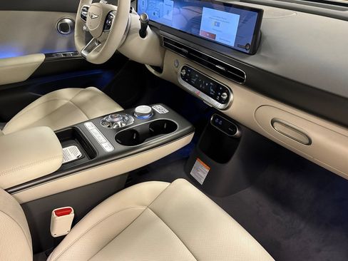 New 2026 Genesis GV60 RWD image 16
