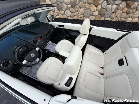 Used 2007 Volkswagen Beetle Triple White Edition FWD image 22
