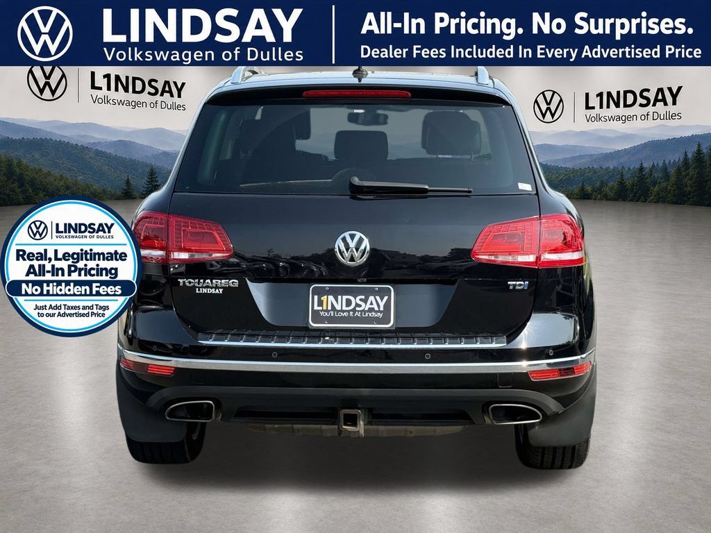 Used 2016 Volkswagen Touareg TDI AWD/4WD image 6