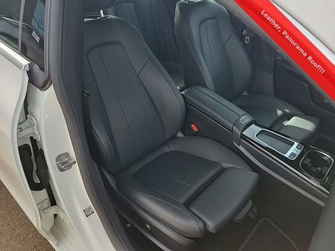 Used 2025 Mercedes-Benz CLA 250 image 40