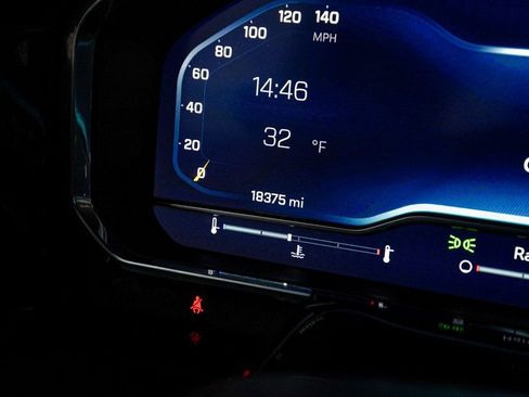 Used 2023 Chevrolet Silverado 1500 RST image 18