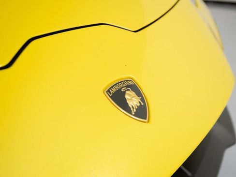 Used 2022 Lamborghini Huracan EVO image 46