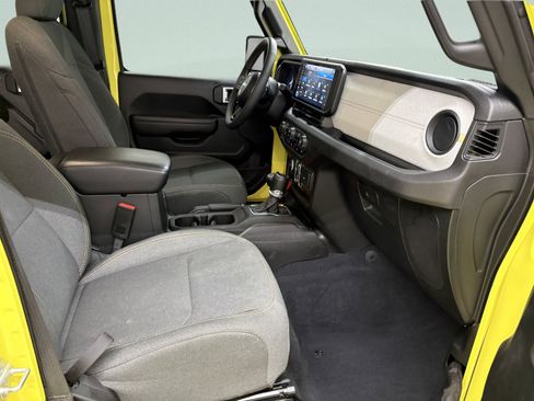 Used 2024 Jeep Wrangler Sport S w/ Convenience Group image 21