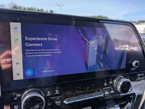 Used 2023 Toyota Highlander Limited image 27