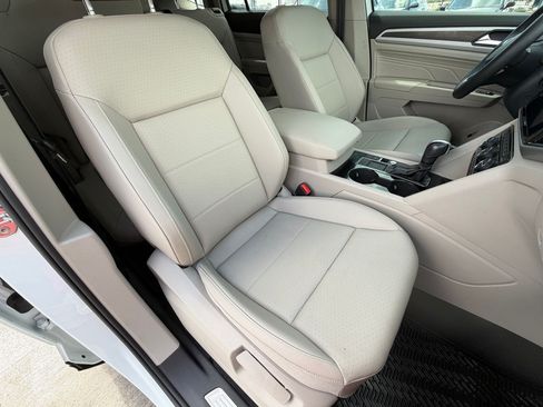 Certified 2023 Volkswagen Atlas SE FWD image 21