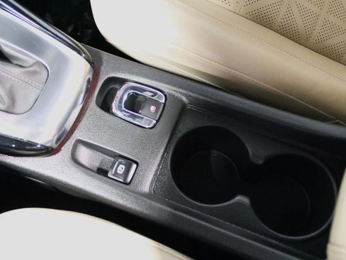 Used 2018 Buick Cascada Premium FWD image 61