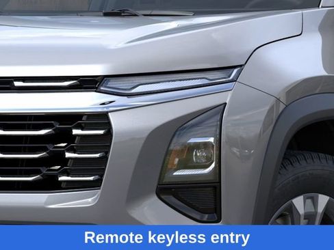New 2026 Chevrolet Equinox LT FWD image 11