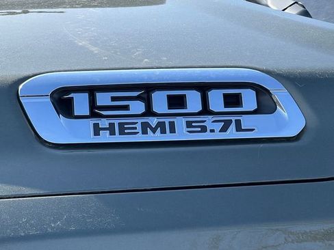 Used 2021 RAM 1500 Big Horn AWD/4WD image 2