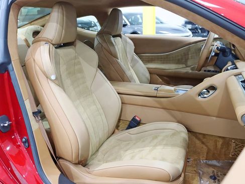 Used 2022 Lexus LC 500 Coupe w/ Dynamic Handling Package image 28