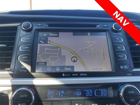 Used 2018 Toyota Highlander Limited Platinum image 23