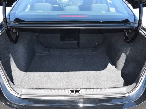 Used 2015 Chrysler 200 Limited w/ Convenience Group FWD image 11