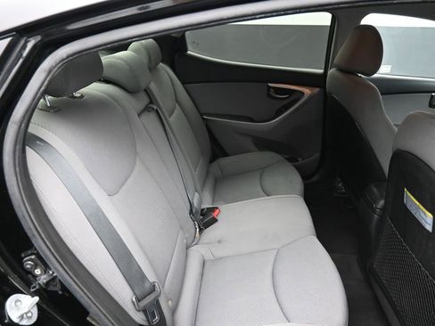 Used 2013 Hyundai Elantra GLS w/ Preferred Pkg image 22