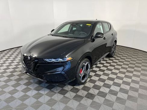 New 2026 Alfa Romeo Tonale w/ Quick Order Package 23H Volce image 2