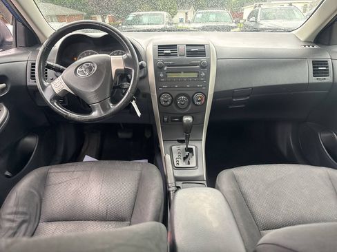 Used 2009 Toyota Corolla S FWD image 9