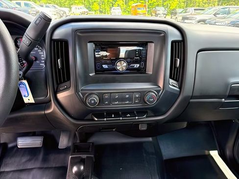 Used 2017 Chevrolet Silverado 1500 W/T w/ Trailering Package AWD/4WD image 17