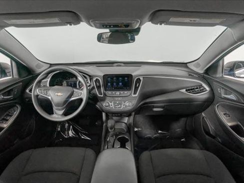 Used 2023 Chevrolet Malibu LS image 24