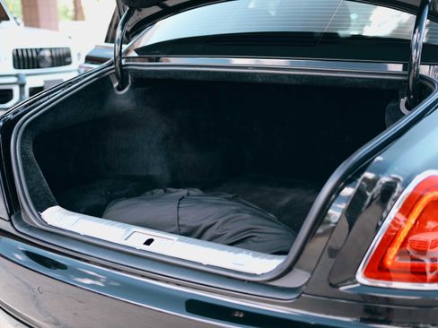 Used 2013 Rolls-Royce Ghost image 11