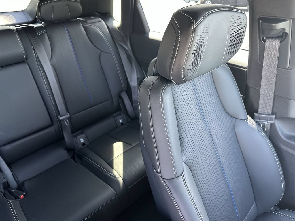 New 2026 Cadillac Lyriq V AWD/4WD image 16