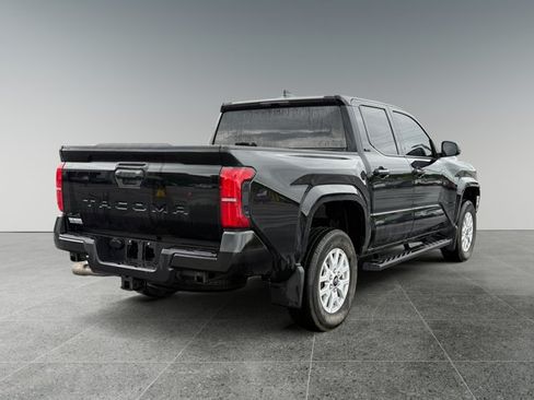Certified 2025 Toyota Tacoma SR5 AWD/4WD image 6