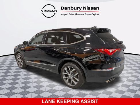 Used 2024 Acura MDX SH-AWD w/ Technology Package image 5