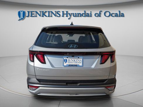 New 2026 Hyundai Tucson SE image 5