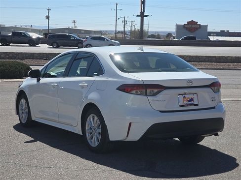 New 2026 Toyota Corolla XLE image 3