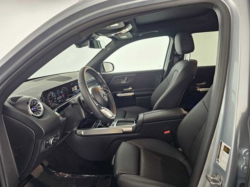 Certified 2025 Mercedes-Benz GLB 250 image 20