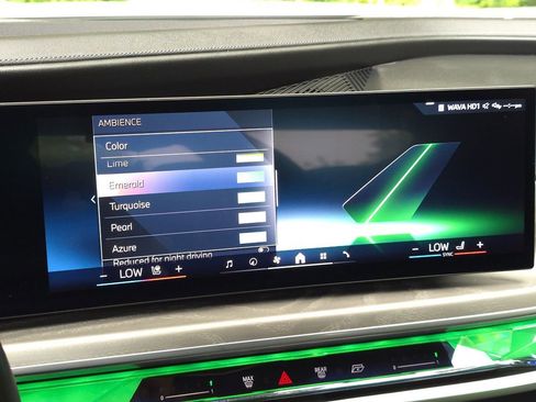 Used 2023 BMW 740i image 57