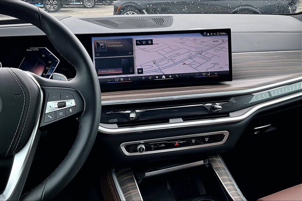 Certified 2025 BMW X5 sDrive40i w/ Premium Package RWD image 8