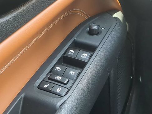 Used 2024 Jeep Compass Limited w/ Elite Group AWD/4WD image 28