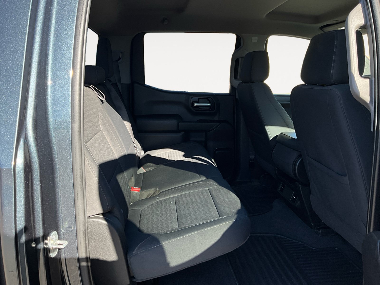 Used 2020 Chevrolet Silverado 1500 LT AWD/4WD image 13