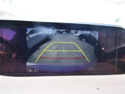 Used 2021 Lexus ES 300h w/ Premium Package FWD image 12