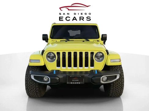 Used 2023 Jeep Wrangler Unlimited Sahara w/ Cold Weather Group image 2
