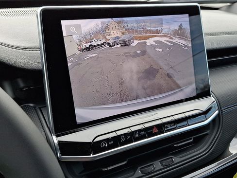 New 2026 Jeep Compass Limited image 12