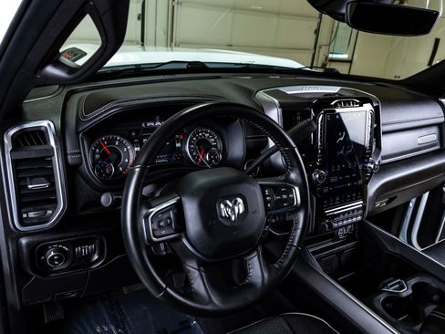 Used 2024 RAM 3500 Laramie w/ Night Edition AWD/4WD image 17