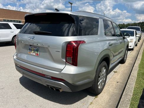 Used 2024 Hyundai Palisade SEL AWD/4WD image 3