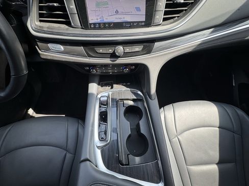 Used 2024 Buick Enclave Premium image 48