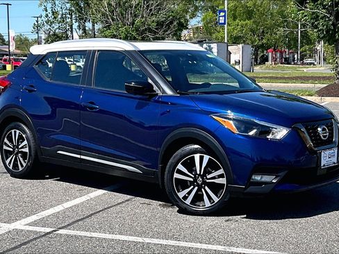 Used 2020 Nissan Kicks SR w/ SR Premium Package FWD image 33